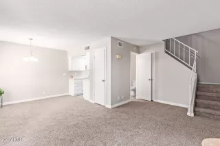 Photo #6: 6578736 Listing 