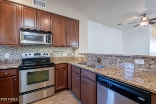 Photo #5: 6578747 Listing