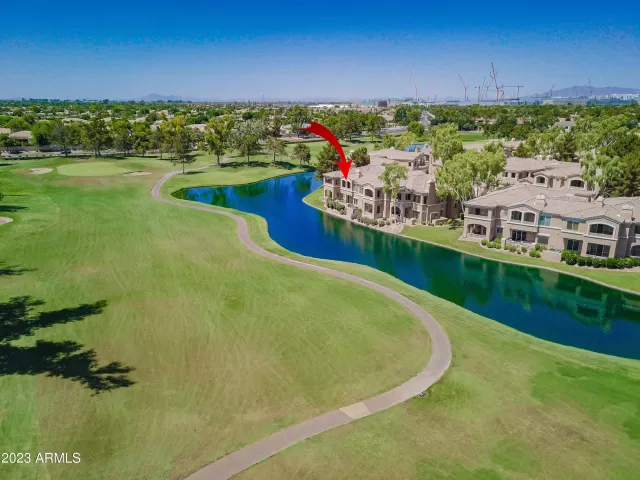 MLS: 6578939 Condo For Sale