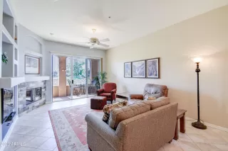 Photo #5: 6578939 Listing