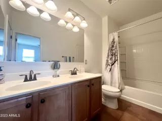 Photo #6: 6579023 Listing