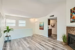 Photo #3: 6579572 Listing