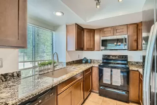 Photo #5: 6579572 Listing