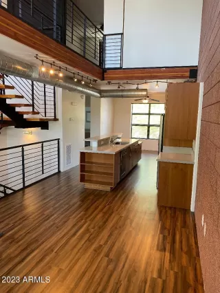 Photo #3: 6579640 Listing