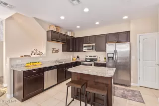 Photo #2: 6579697 Listing 