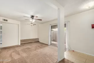 Photo #6: 6579789 Listing