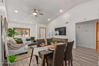 Photo #1: 6579891 Listing 