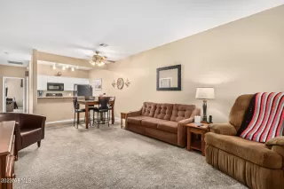 Photo #3: 6580278 Listing 