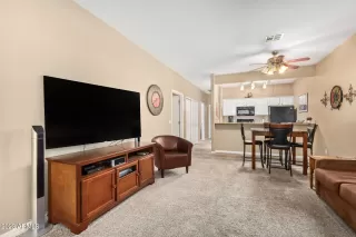 Photo #4: 6580278 Listing 