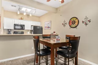 Photo #5: 6580278 Listing 