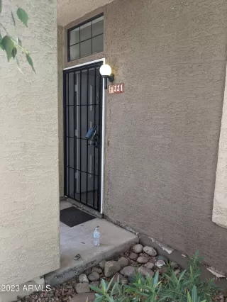 Photo #3: 6580361 Listing