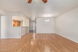 Photo #2: 6580454 Listing