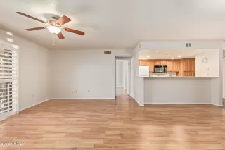 Photo #4: 6580454 Listing