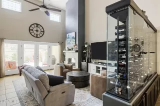 Photo #6: 6580965 Listing 