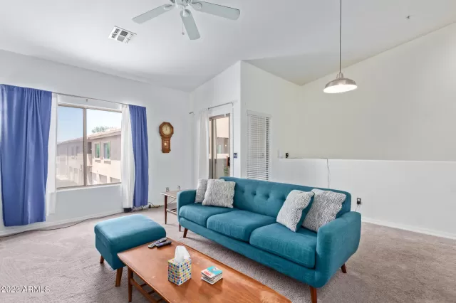 MLS: 6580998 Condo For Sale