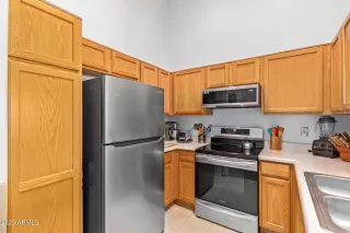 Photo #6: 6580998 Listing