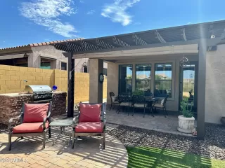 Photo #3: 6581187 Listing