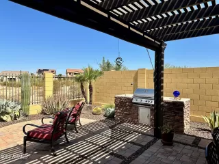 Photo #5: 6581187 Listing