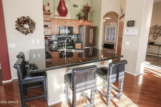 Photo #6: 6581259 Listing