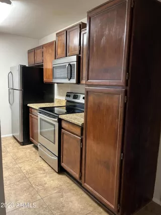 Photo #6: 6581372 Listing 