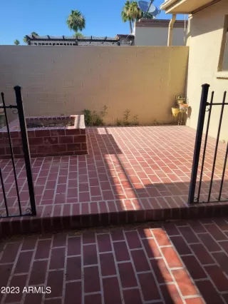 Photo #3: 6581589 Listing