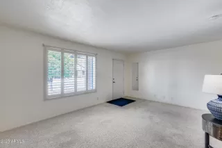 Photo #1: 6581656 Listing 