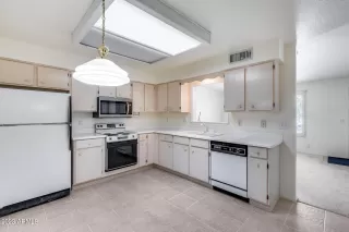 Photo #2: 6581656 Listing 