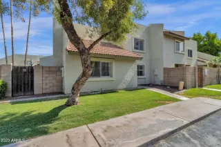 Photo #1: 6581700 Listing