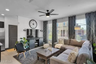 Photo #2: 6581846 Listing 