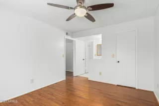 Photo #6: 6582117 Listing