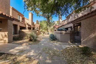 Photo #2: 6582536 Listing