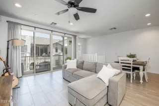 Photo #4: 6582554 Listing