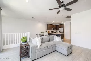 Photo #5: 6582554 Listing