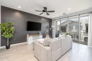 Photo #6: 6582554 Listing