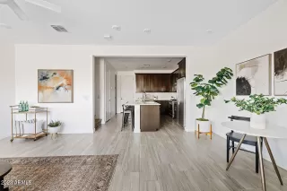 Photo #2: 6582723 Listing 