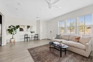 Photo #3: 6582723 Listing 