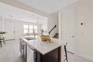 Photo #6: 6582723 Listing 