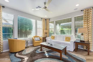 Photo #2: 6582839 Listing