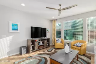 Photo #3: 6582839 Listing