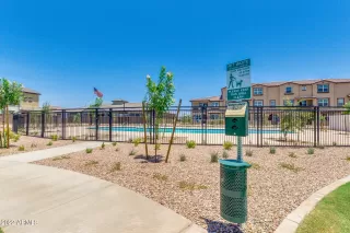 Photo #2: 6582859 Listing