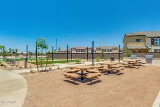 Photo #4: 6582859 Listing