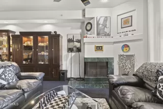 Photo #4: 6582970 Listing