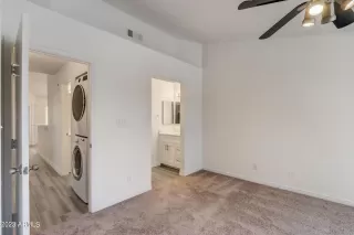 Photo #5: 6583528 Listing