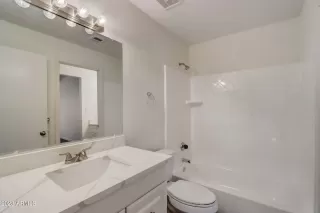 Photo #6: 6583528 Listing