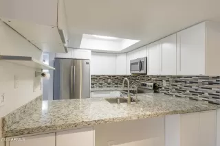 Photo #3: 6583654 Listing 