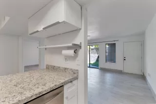 Photo #6: 6583654 Listing 