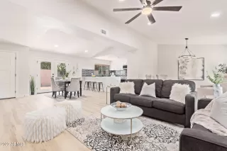 Photo #6: 6584150 Listing