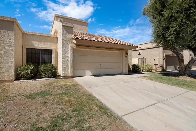 MLS: 6584397 Condo For Sale