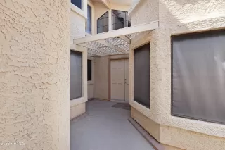 Photo #3: 6584397 Listing