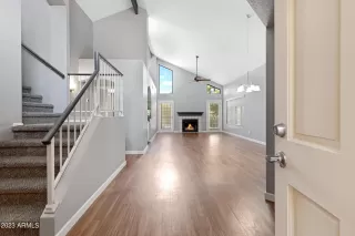 Photo #5: 6584397 Listing